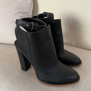 Vince Black Boots Size 8